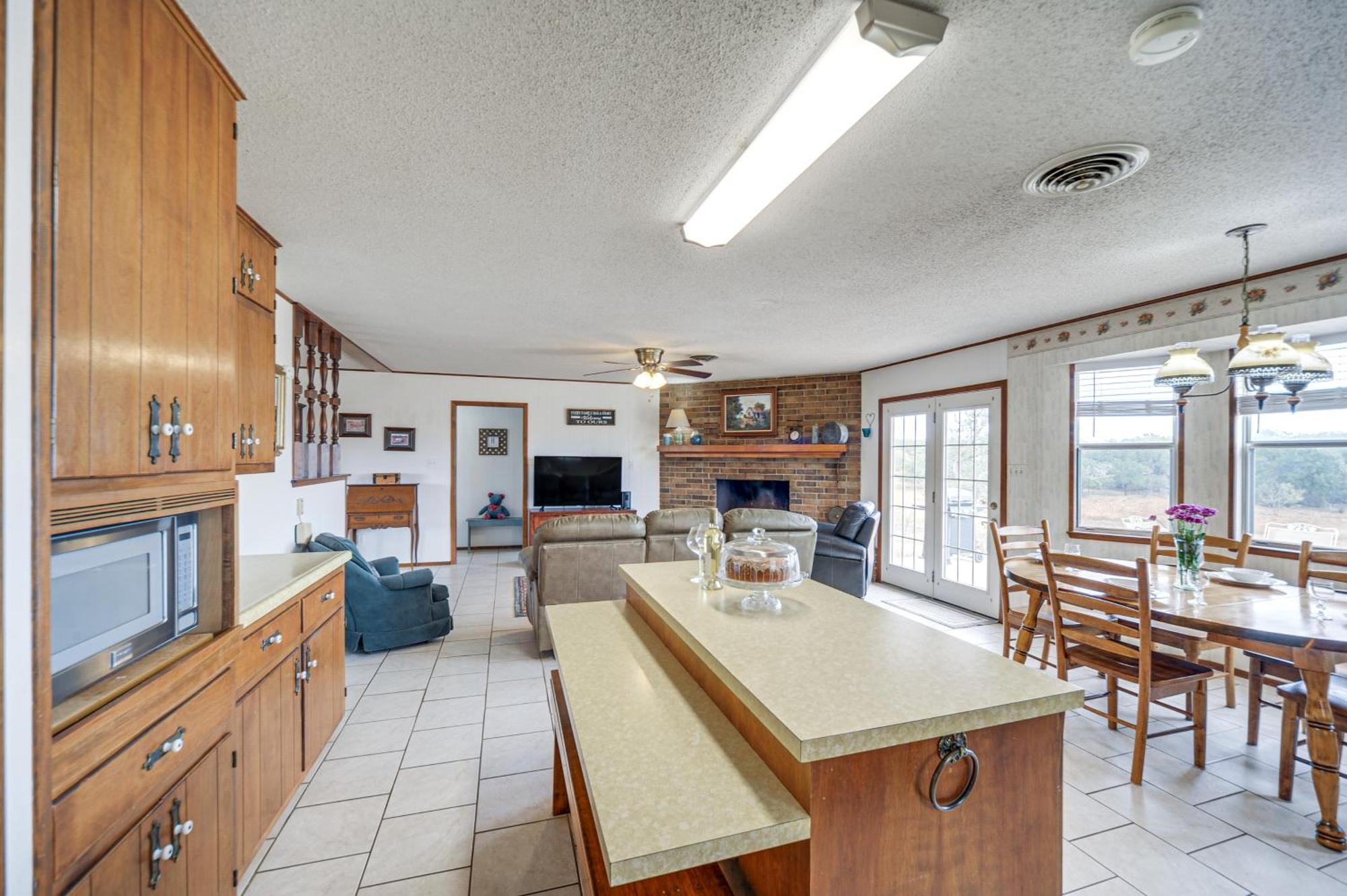 Historic Hoffmann Ranch Haus Near Wineries! Villa Фредериксбург Екстериор снимка