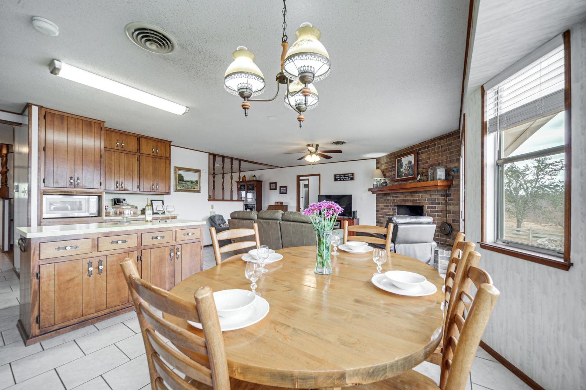Historic Hoffmann Ranch Haus Near Wineries! Villa Фредериксбург Екстериор снимка